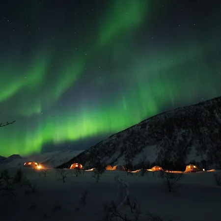 Camp North Tour Campismo de Luxo Tromsø