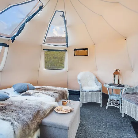 Luxury tent Camp North Tour